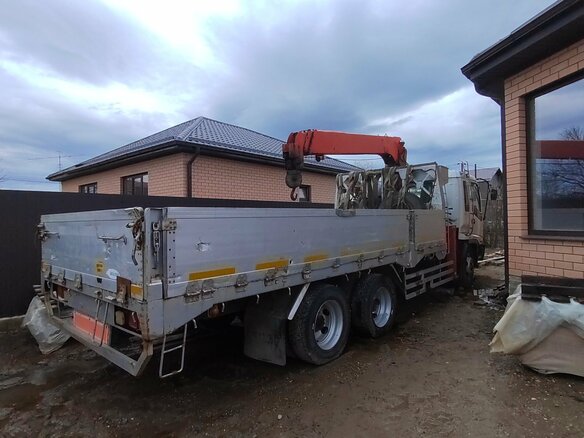 2003 Isuzu Forward (F-Series), белый, 3800000 рублей - вид 4