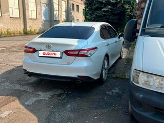 2019 Toyota Camry VIII (XV70), белый, 2750000 рублей, вид 3