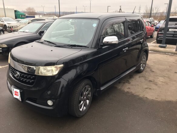2013 Toyota bB II Рестайлинг, чёрный, 950000 рублей