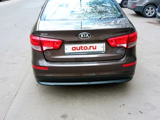 2015 Kia Rio III Рестайлинг, коричневый, 1500000 рублей, вид 4