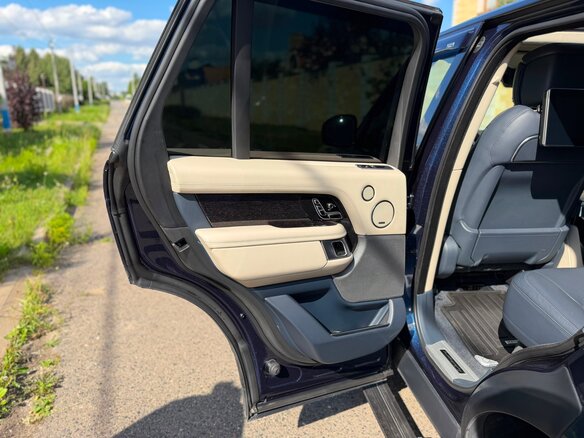 2020 Land Rover Range Rover IV Рестайлинг, синий, 9850000 рублей - вид 27