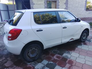 2009 Skoda Fabia II, белый, 265000 рублей, вид 5