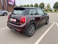 2018 Mini Hatch Cooper S III (F55/F56) Рестайлинг, красный, 2290000 рублей - вид 2