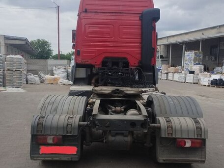 2011 Mercedes-Benz Axor, красный, 1100000 рублей, вид 4