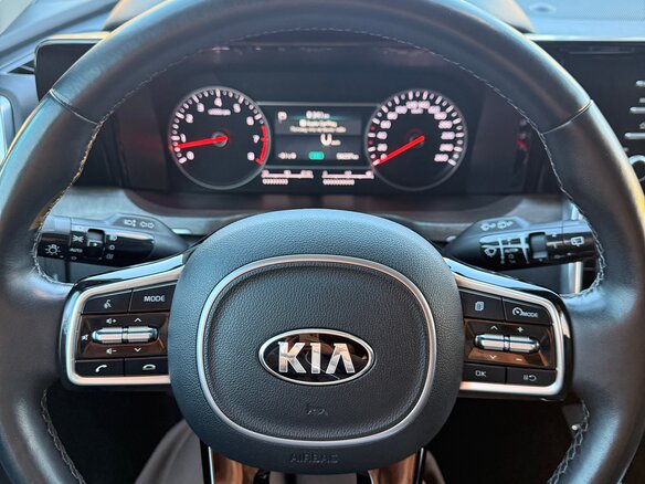 2020 Kia Sorento IV, синий, 3800000 рублей - вид 19