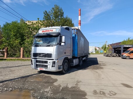 2003 Volvo FH, серебристый, 4000000 рублей, вид 3