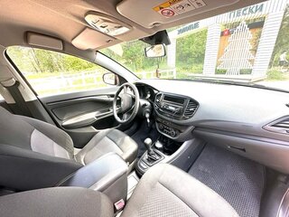 2016 Lada (ВАЗ) Vesta I, красный, 570000 рублей, вид 4