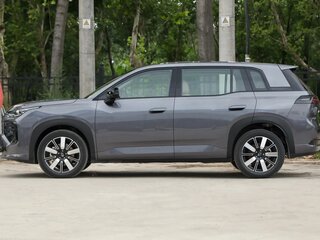 2026 GAC Trumpchi GS4 III, серый, 2127175 рублей, вид 3