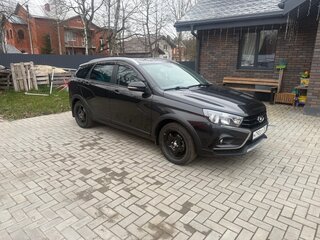 2017 Lada (ВАЗ) Vesta SW Cross I, чёрный, 880000 рублей, вид 2