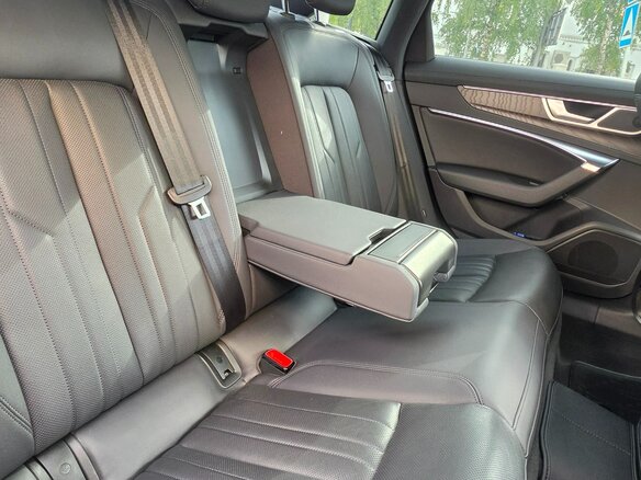 2020 Audi A6 45 TFSI V (C8), синий, 4200000 рублей - вид 19