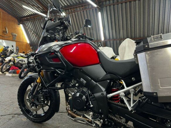 2015 Suzuki V-Strom 1000, красный, 780000 рублей - вид 20