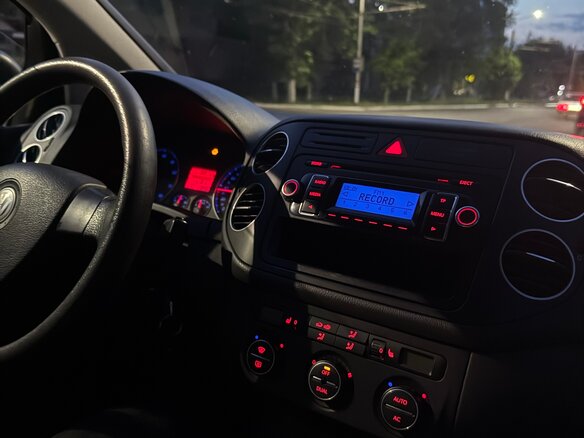 2008 Volkswagen Golf Plus I, серый, 608000 рублей - вид 16