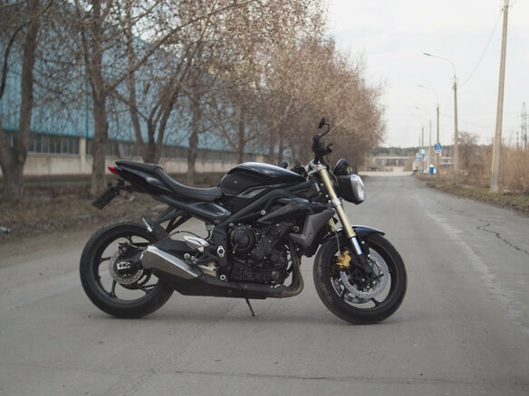 2013 Triumph Street Triple, чёрный, 519000 рублей - вид 3