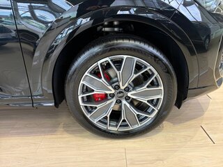 2026 Audi Q5 L III (GU), чёрный, 6349000 рублей, вид 5