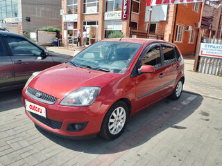 2007 Ford Fiesta Mk5, красный, 430000 рублей, вид 1