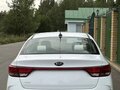 2021 Kia Rio IV Рестайлинг, белый - вид 5