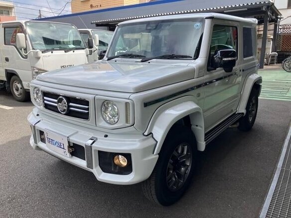 2023 Suzuki Jimny Sierra IV, белый, 1800000 рублей - вид 2