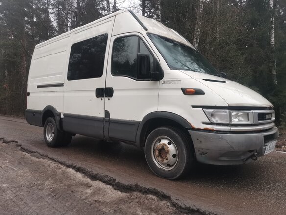 2003 Iveco Daily, белый, 450000 рублей