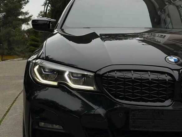 2022 BMW 3 серии 320i VII (G2x), чёрный, 2850000 рублей - вид 3