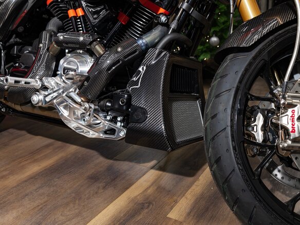 2025 Harley-Davidson CVO Road Glide RR, чёрный, 20000000 рублей - вид 15