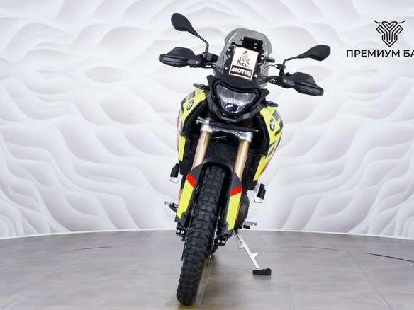 2024 BMW F 900 GS, жёлтый, 1699000 рублей - вид 3