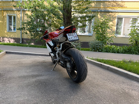 2015 Ducati 1299 Panigale, красный, 1200000 рублей, вид 4