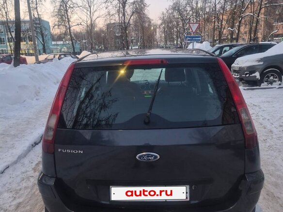 2009 Ford Fusion I Рестайлинг, серый, 480000 рублей - вид 4