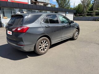 2020 Chevrolet Equinox III, зелёный, 1550000 рублей, вид 3