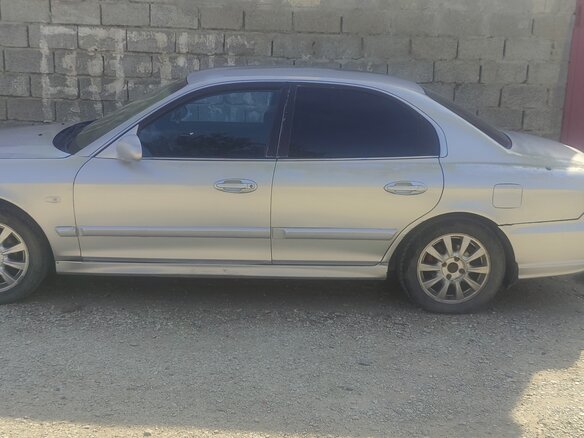 2006 Hyundai Sonata ТагАЗ IV (EF) Рестайлинг, серебристый, 200000 рублей - вид 2
