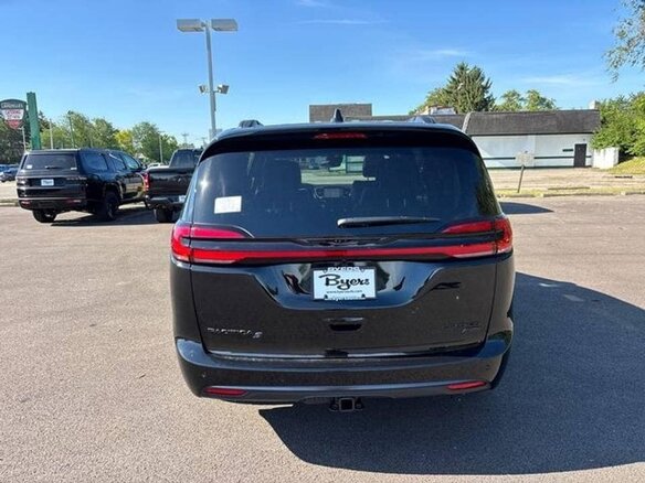 2026 Chrysler Pacifica RU Рестайлинг 2, чёрный, 12925206 рублей - вид 28