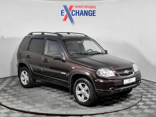 2013 Chevrolet Niva I Рестайлинг, коричневый, 435000 рублей, вид 3