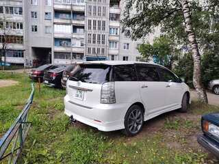 2007 Toyota Wish I Рестайлинг, белый, 750000 рублей, вид 5
