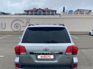 2012 Toyota Land Cruiser 200 Series Рестайлинг 1, серебристый, 3700000 рублей, вид 5