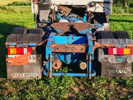 1999 Volvo FH, белый, 500000 рублей, вид 5