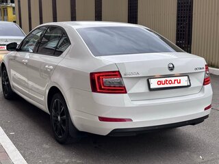 2015 Skoda Octavia III (A7), белый, 1500000 рублей, вид 3