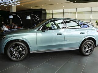 2026 Mercedes-Benz GLC Coupe 260 II (C254), голубой, 7997000 рублей, вид 4