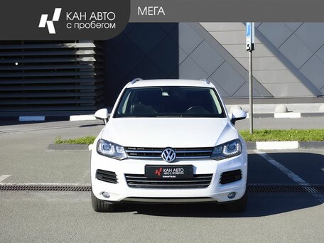 2014 Volkswagen Touareg II, белый, 1698000 рублей, вид 3