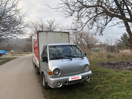 2011 Hyundai Porter, серебристый, 375000 рублей, вид 2