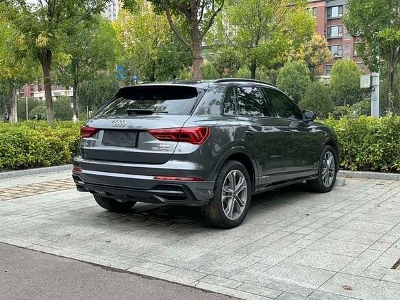 2023 Audi Q3 35 TFSI II (F3), серый - вид 4