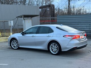 2020 Toyota Camry VIII (XV70), серый, 3600000 рублей, вид 2