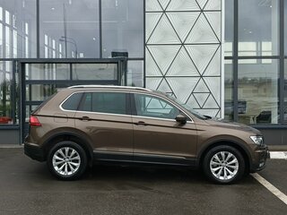 2017 Volkswagen Tiguan II, коричневый, 1769000 рублей, вид 4