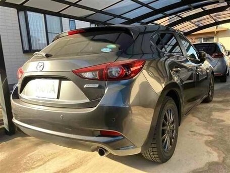 2018 Mazda Axela III Рестайлинг, серый, 1150000 рублей, вид 3
