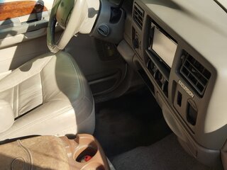 2005 Ford Excursion, белый, 2750000 рублей, вид 3