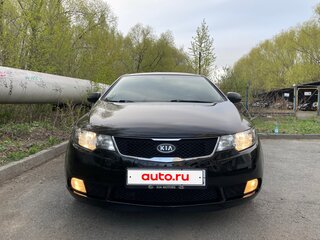 2010 Kia Cerato 6-speed II, чёрный, 680000 рублей, вид 3