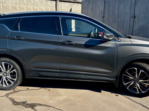 2023 Geely Coolray I, серый, 1790000 рублей