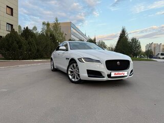 2018 Jaguar XF II, белый, 2000000 рублей, вид 2