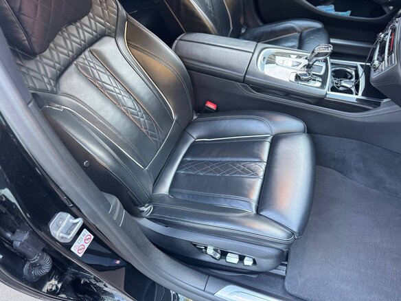 2018 BMW 7 серии 740d xDrive VI (G11/G12), чёрный, 3700000 рублей - вид 28