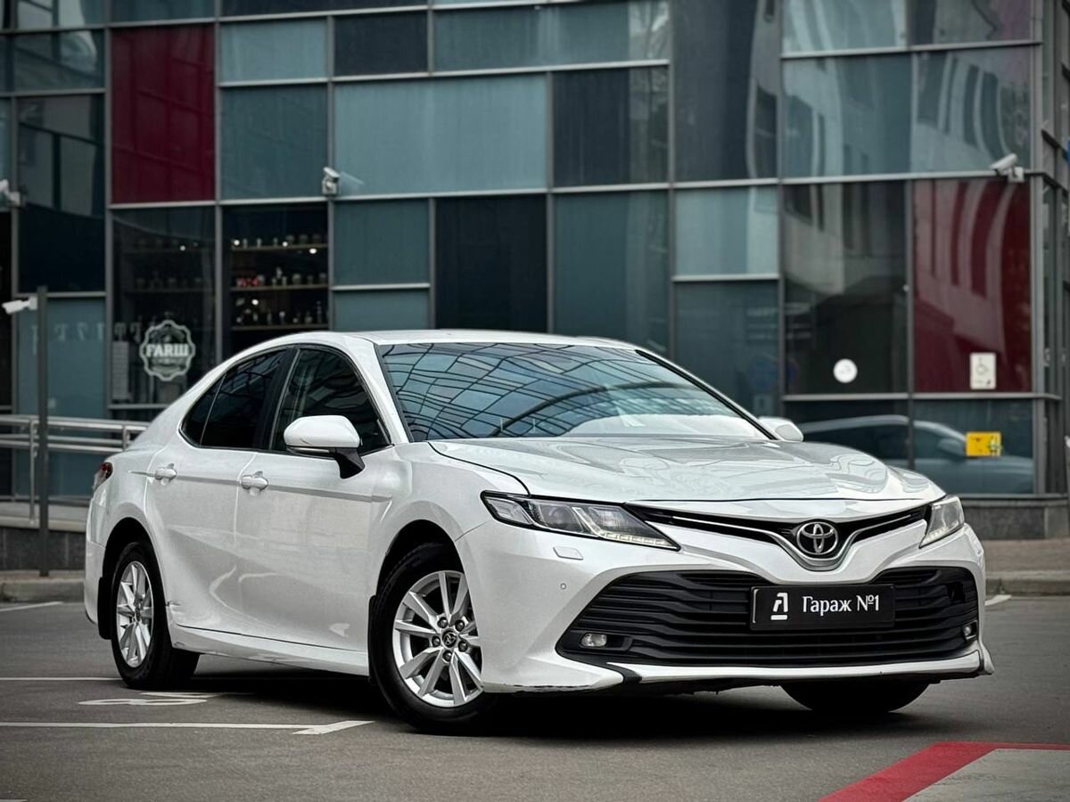 Открыть фотографии: Toyota Camry VIII (XV70)