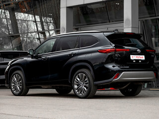 2026 Toyota Highlander IV (XU70), чёрный, 5750000 рублей, вид 5
