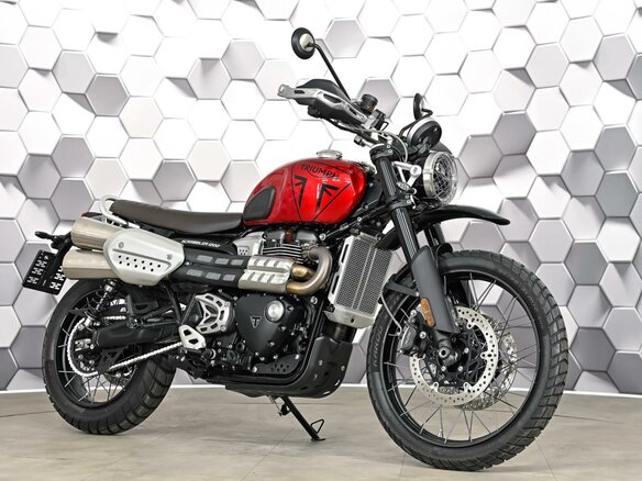 2024 Triumph Scrambler, красный, 1377000 рублей